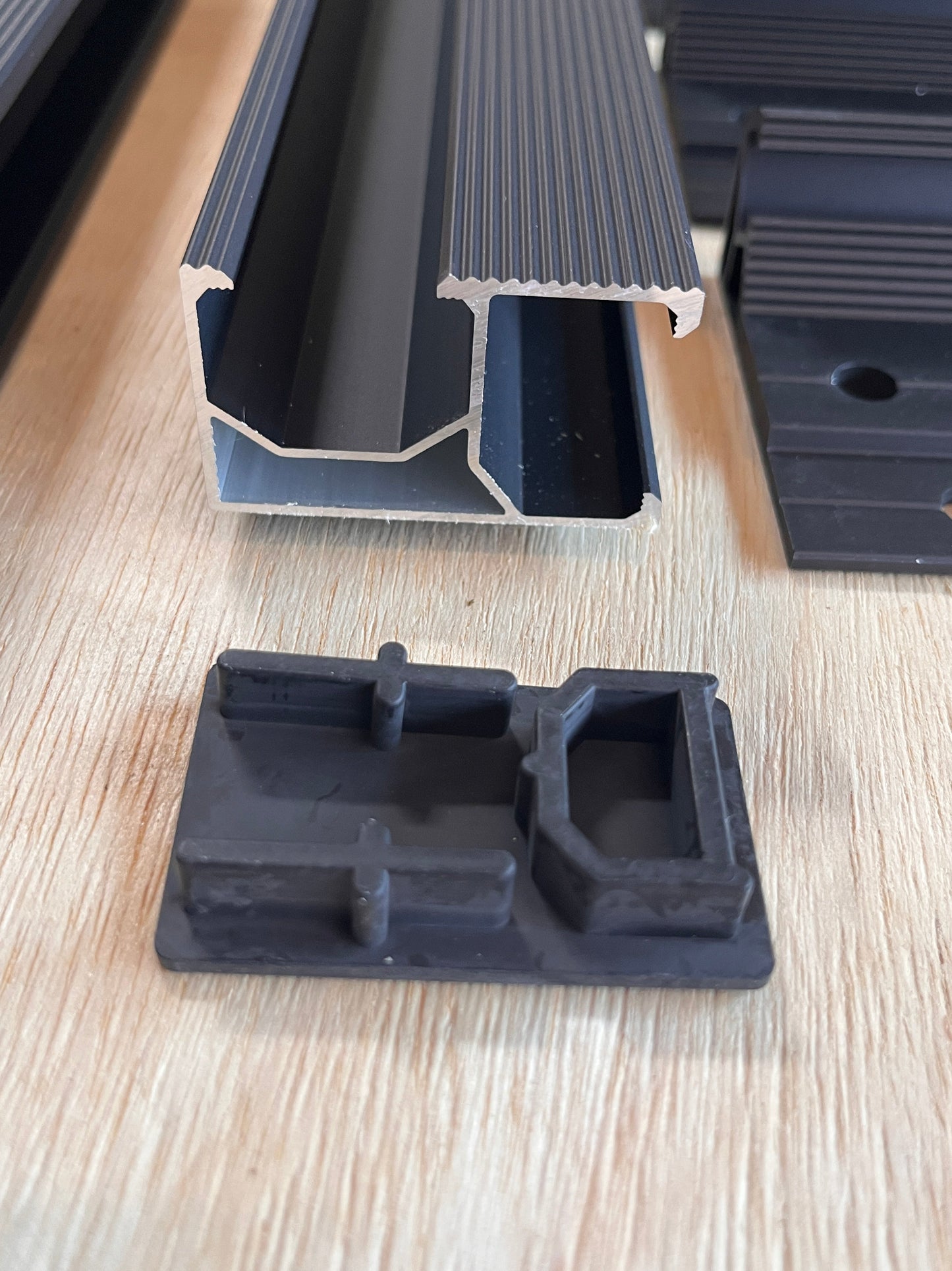 Unterkonstruktion Ziegeldach Set fullblack
